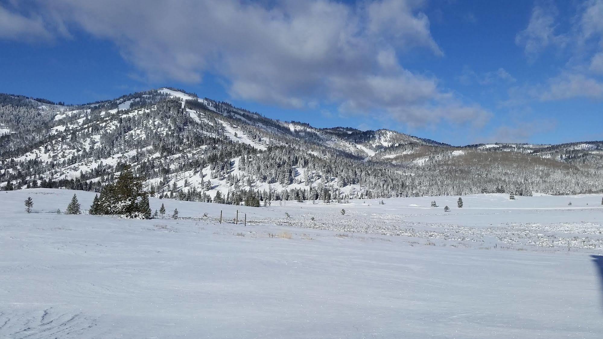 Beaver Creek Lodge Logan Ngoại thất bức ảnh